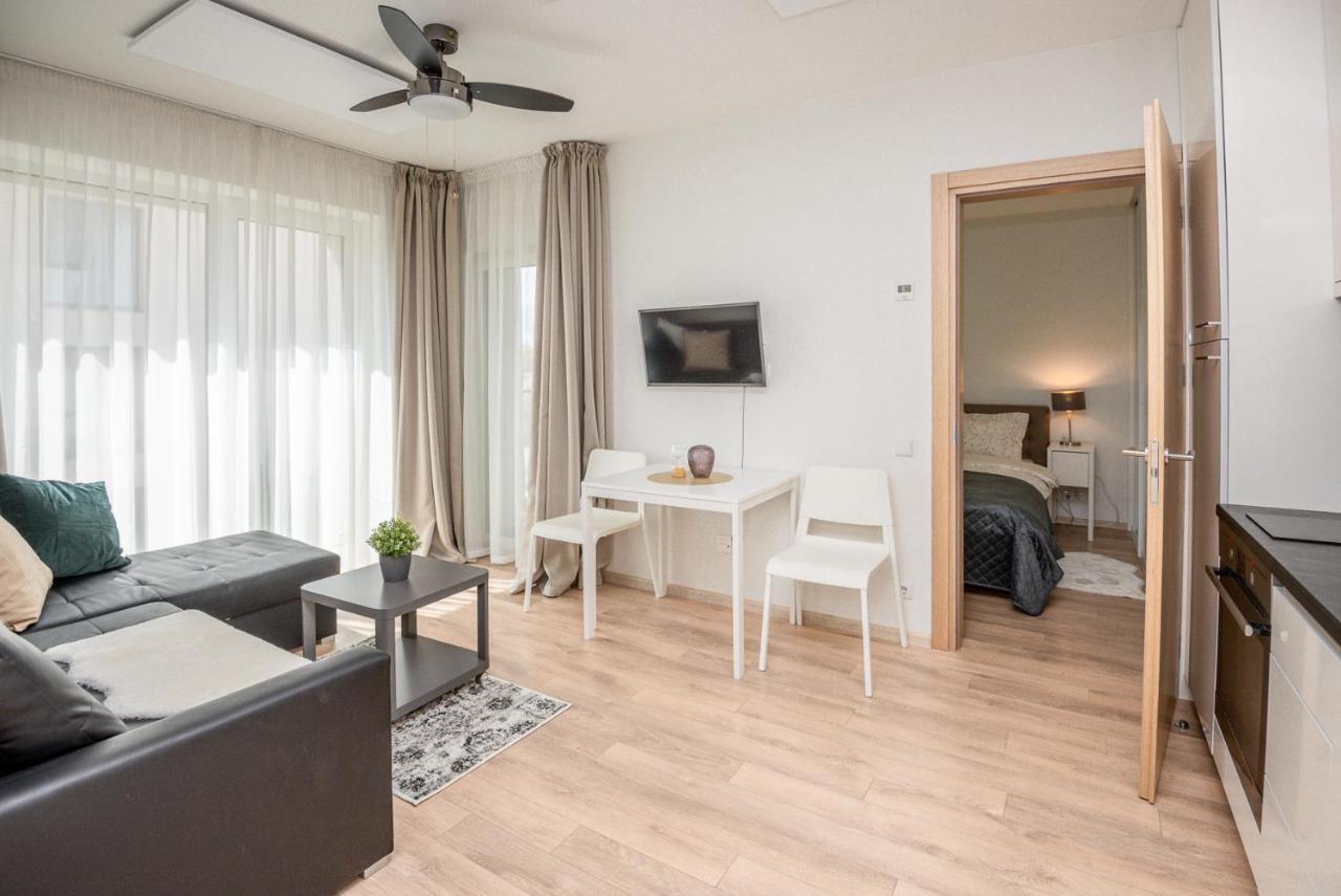 Apartament Maluno Palanga Esterno foto